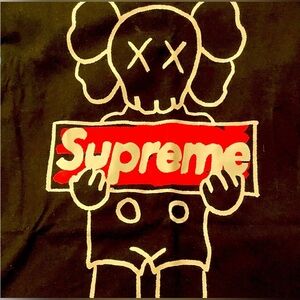 NEW SUPREME TSHIRT